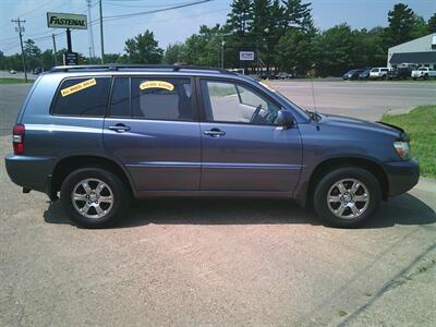2005 Toyota Highlander   - Photo 6 - Negaunee, MI 49866