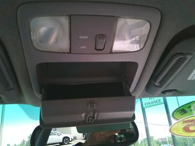 2005 Toyota Highlander   - Photo 14 - Negaunee, MI 49866