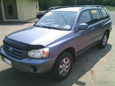 2005 Toyota Highlander   - Photo 3 - Negaunee, MI 49866
