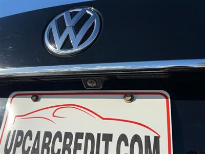 2016 Volkswagen Passat 1.8T SEL   - Photo 7 - Escanaba, MI 49829