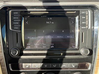 2016 Volkswagen Passat 1.8T SEL   - Photo 12 - Escanaba, MI 49829