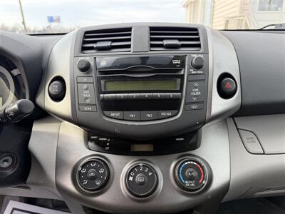 2011 Toyota RAV4   - Photo 10 - Negaunee, MI 49866