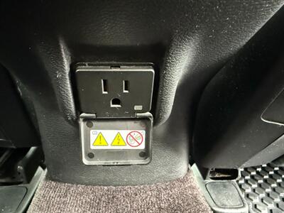 2017 Jeep Cherokee Latitude 4x4   - Photo 27 - Escanaba, MI 49829