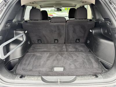 2017 Jeep Cherokee Latitude 4x4   - Photo 8 - Escanaba, MI 49829