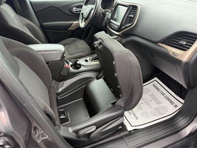 2017 Jeep Cherokee Latitude 4x4   - Photo 23 - Escanaba, MI 49829