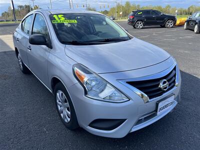 2015 Nissan Versa 1.6 S Plus FWD   - Photo 5 - Escanaba, MI 49829