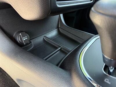 2012 Dodge Durango SXT   - Photo 13 - Negaunee, MI 49866