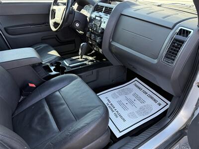 2011 Ford Escape Limited   - Photo 18 - Escanaba, MI 49829