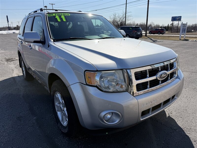 2011 Ford Escape Limited   - Photo 1 - Escanaba, MI 49829