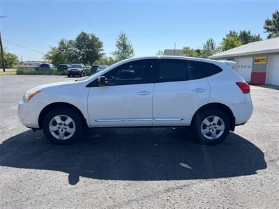 2013 Nissan Rogue S   - Photo 2 - Negaunee, MI 49866