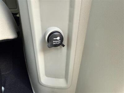 2011 Dodge Grand Caravan Mainstreet   - Photo 19 - Escanaba, MI 49829