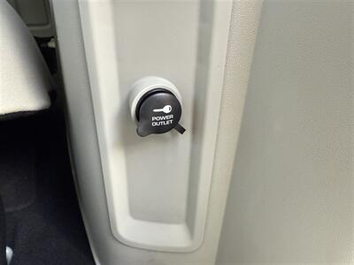 2011 Dodge Grand Caravan Mainstreet   - Photo 21 - Escanaba, MI 49829