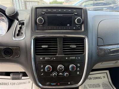2011 Dodge Grand Caravan Mainstreet   - Photo 13 - Escanaba, MI 49829