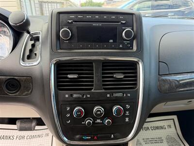 2011 Dodge Grand Caravan Mainstreet   - Photo 13 - Escanaba, MI 49829