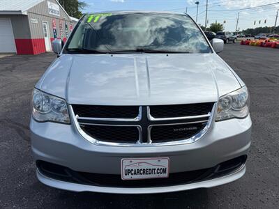 2011 Dodge Grand Caravan Mainstreet   - Photo 2 - Escanaba, MI 49829