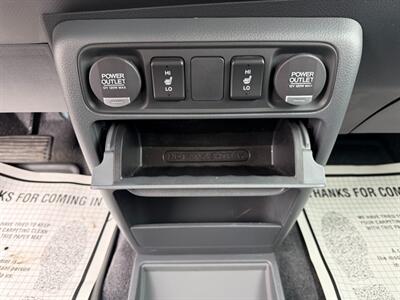 2006 Honda Ridgeline RTL w/Moonroof w/XM - Photo 13 - Escanaba, MI 49829