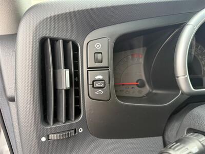 2006 Honda Ridgeline RTL w/Moonroof w/XM - Photo 10 - Escanaba, MI 49829