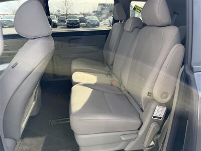 2016 Kia Sedona LX - Photo 21 - Escanaba, MI 49829