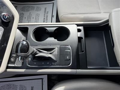 2016 Kia Sedona LX - Photo 16 - Escanaba, MI 49829