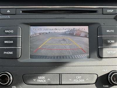 2016 Kia Sedona LX - Photo 14 - Escanaba, MI 49829