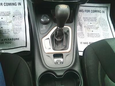 2014 Jeep Cherokee Latitude  NEW TIRES - Photo 11 - Negaunee, MI 49866