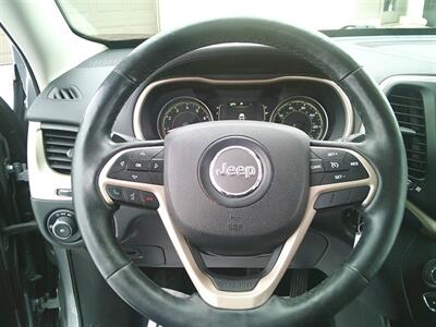 2014 Jeep Cherokee Latitude  NEW TIRES - Photo 8 - Negaunee, MI 49866