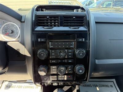 2011 Ford Escape Limited   - Photo 12 - Negaunee, MI 49866