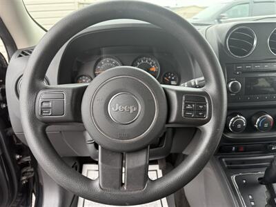 2014 Jeep Patriot Sport 4x4   - Photo 9 - Escanaba, MI 49829
