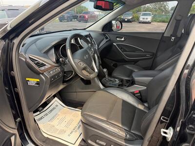 2016 Hyundai SANTA FE SE - Photo 13 - Escanaba, MI 49829