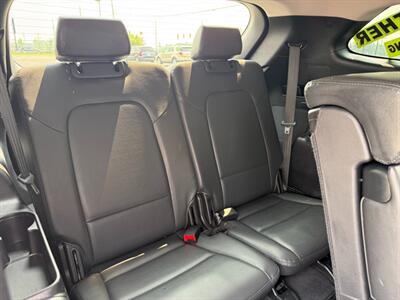 2016 Hyundai SANTA FE SE - Photo 30 - Escanaba, MI 49829