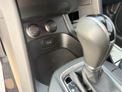 2016 Hyundai SANTA FE SE - Photo 20 - Escanaba, MI 49829