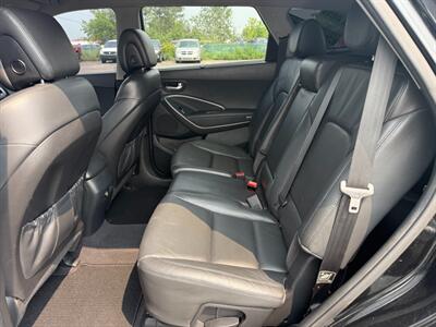 2016 Hyundai SANTA FE SE - Photo 27 - Escanaba, MI 49829