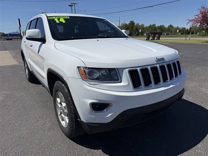 2014 Jeep Grand Cherokee Laredo   - Photo 1 - Escanaba, MI 49829