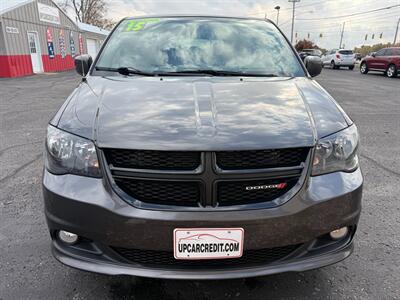 2015 Dodge Grand Caravan SXT - Photo 3 - Escanaba, MI 49829