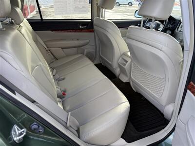 2012 Subaru Outback 2.5i Limited   - Photo 22 - Escanaba, MI 49829