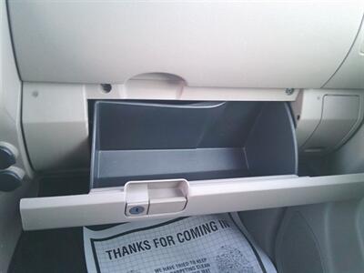 2008 Nissan Pathfinder S   - Photo 11 - Escanaba, MI 49829