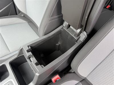 2017 Ford Escape SE   - Photo 18 - Escanaba, MI 49829