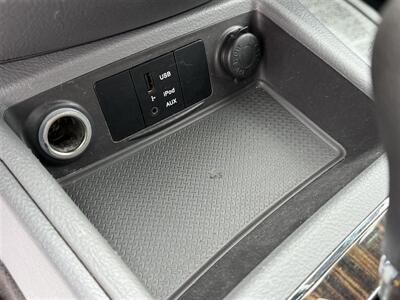 2011 Hyundai SANTA FE GLS   - Photo 11 - Escanaba, MI 49829