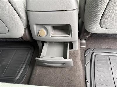 2011 Hyundai SANTA FE GLS   - Photo 20 - Escanaba, MI 49829