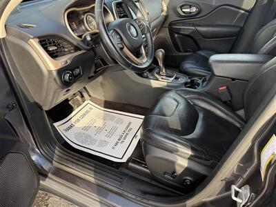 2016 Jeep Cherokee High Altitude - Photo 10 - Escanaba, MI 49829