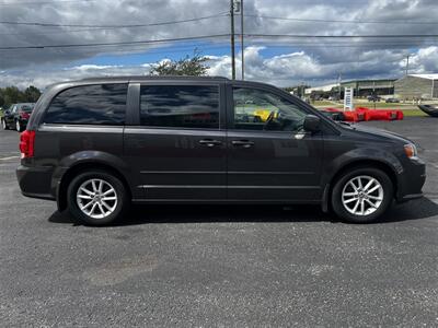 2016 Dodge Grand Caravan SXT   - Photo 4 - Negaunee, MI 49866