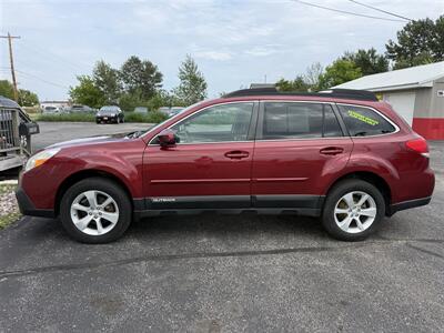 2014 Subaru Outback 2.5i Premium - Photo 4 - Escanaba, MI 49829