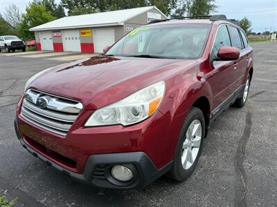 2014 Subaru Outback 2.5i Premium - Photo 3 - Escanaba, MI 49829