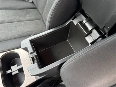2014 Subaru Outback 2.5i Premium - Photo 15 - Escanaba, MI 49829
