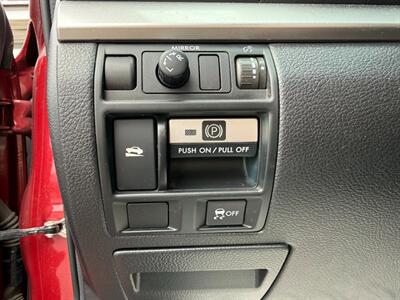 2014 Subaru Outback 2.5i Premium - Photo 10 - Escanaba, MI 49829