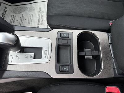 2014 Subaru Outback 2.5i Premium - Photo 14 - Escanaba, MI 49829