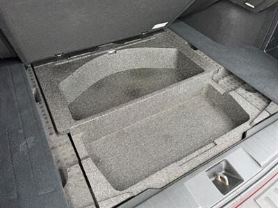 2014 Subaru Outback 2.5i Premium - Photo 8 - Escanaba, MI 49829