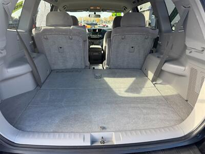 2009 Toyota Highlander   - Photo 8 - Negaunee, MI 49866
