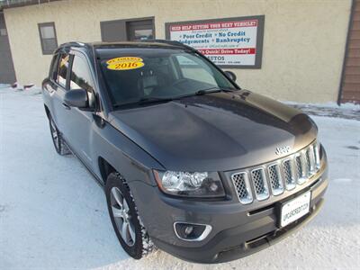 2016 Jeep Compass Latitude   - Photo 4 - Negaunee, MI 49866