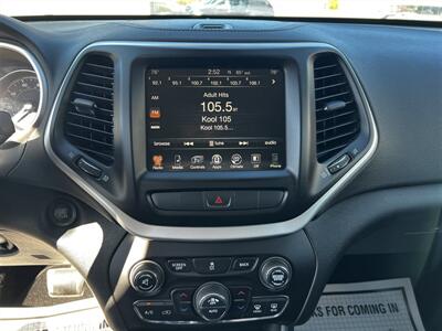 2014 Jeep Cherokee Latitude   - Photo 16 - Negaunee, MI 49866